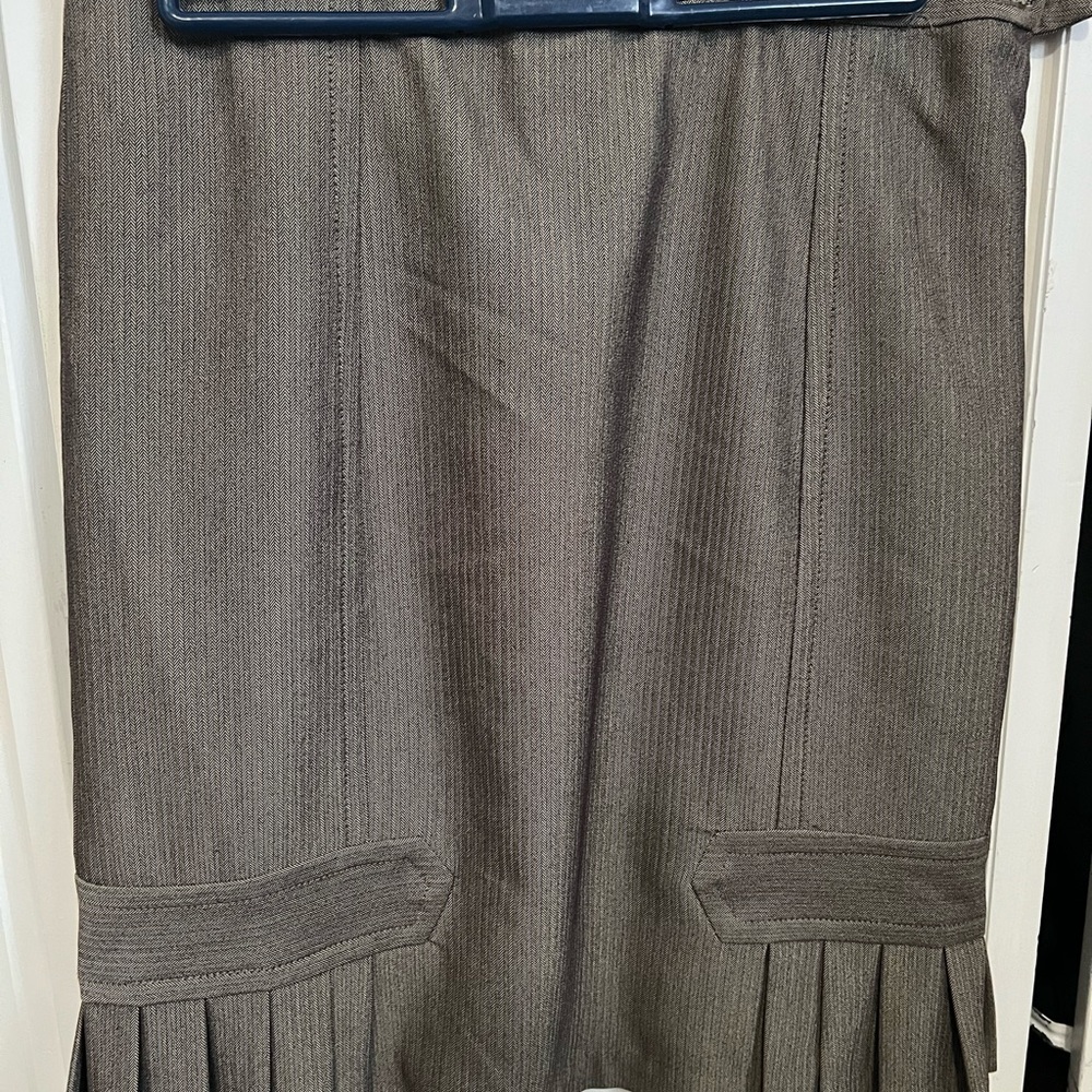 Elegant Brown Skirt